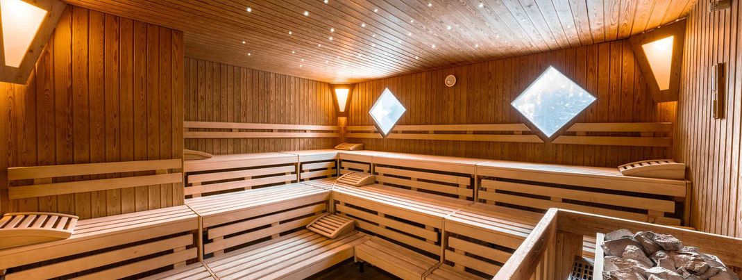 Zwei Saunen, Dampfbad und Infrarotkabine sorgen für die nötige Entspannung.