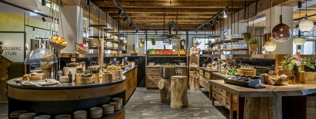 Am reichhaltigen Frühstücksbuffet besteht fast alles aus regionalen Zutaten