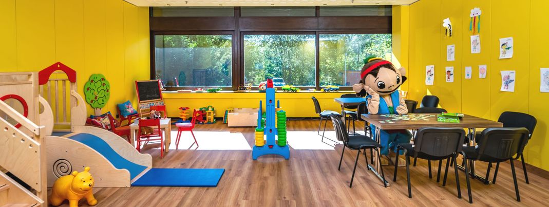 YOKI AHORN Kinderspielzimmer