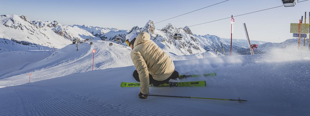 Mit Fischer Skischuhen ist Pistenspaß garantiert.