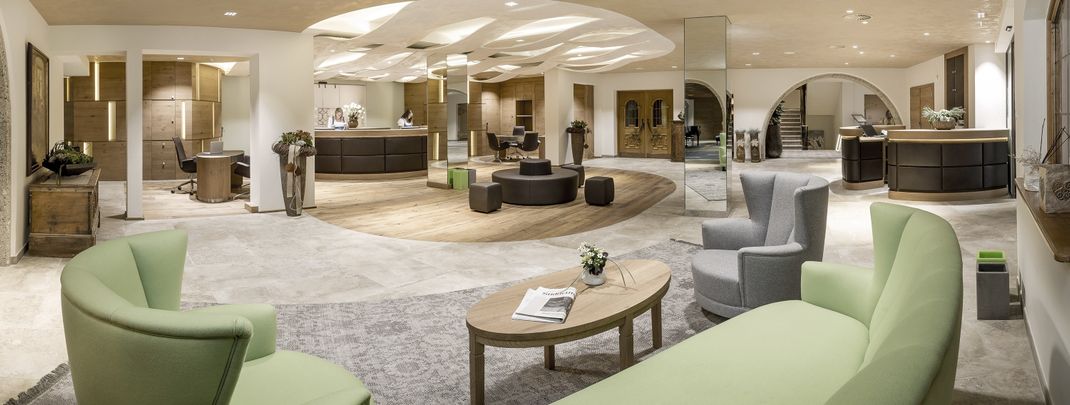 Hotel hall & reception