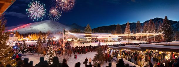 On major holidays such as Christmas and New Year's Eve, there is always a fireworks display and a big show in Sun Valley.