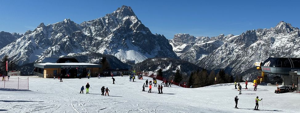 Twelve ski areas in the Dolomites are covered by the refund scheme, including 3 Zinnen Dolomites.