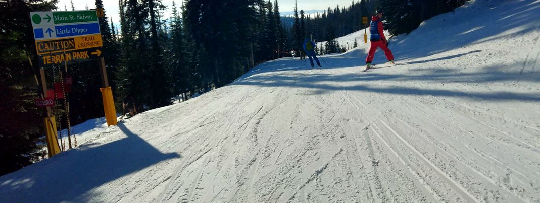 Die Pistenmarkierungen sind vorbildlich im Silver Star Ski Resort
