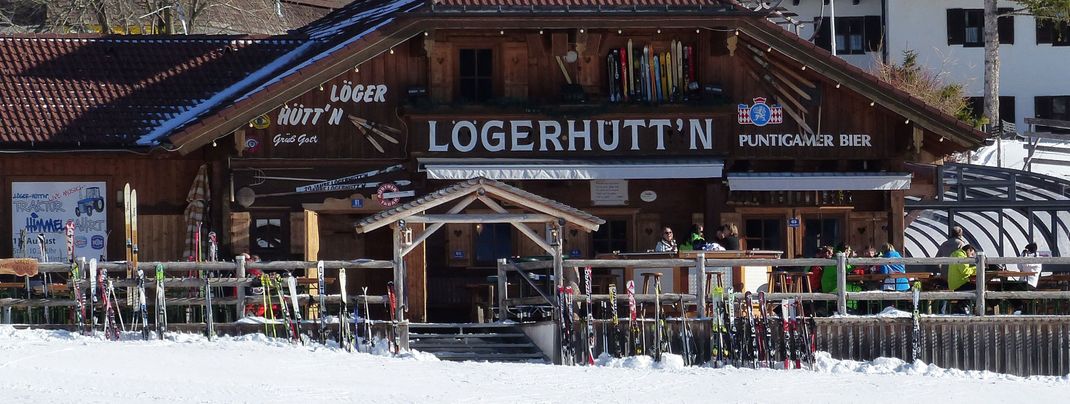 The Lögerhütt'n is a popular meeting place