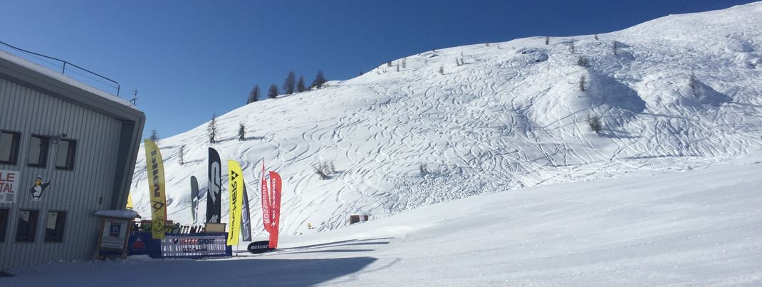 Auch hinter der Bergstation des Sessellifts Gadein sind einige Freerider aktiv gewesen