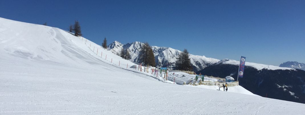 Für Anfänger und Kinder gibt es ein großzügiges, gut ausgestattetes Kinderland.
