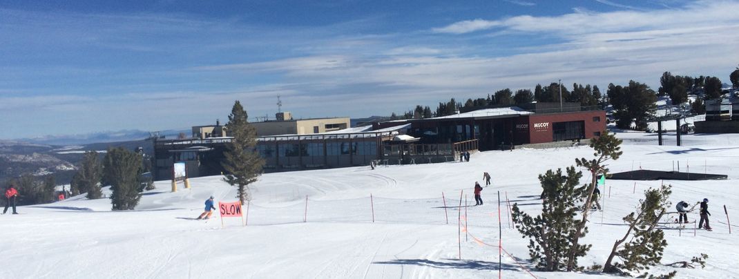 Steeps Bar is located at Mc Coy Station.