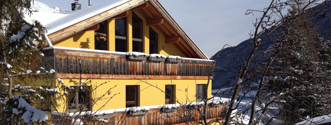 Haus Aperies - very nice and quiet spot and yet so central