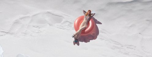 Pack die Sonnenbrille ein und ab auf die Piste!