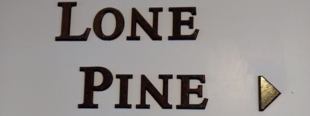 Im Lone Pine Pub kann ein gemütliches Bierchen an der Bar getrunken werden