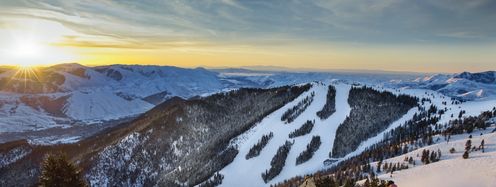 Das Skigebiet von Sun Valley liegt mitten in den Bergen in Idaho und ist aktuell noch tief verschneit.