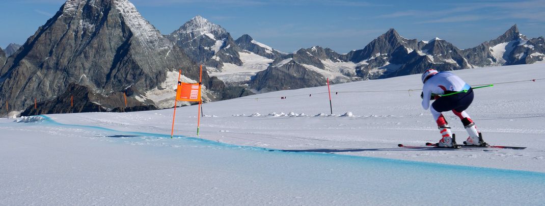 The races take place for the most part on glacier terrain.