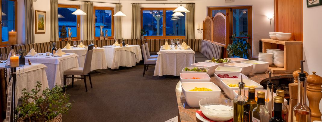 Im Restaurant erwartet dich jeden Abend ein leckeres 4-Gang-Menü