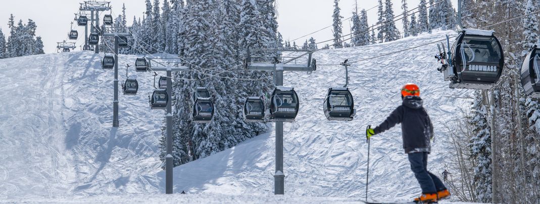 Die Elk Camp Gondola bringt die Gäste ins Skigebiet Aspen Snowmass.
