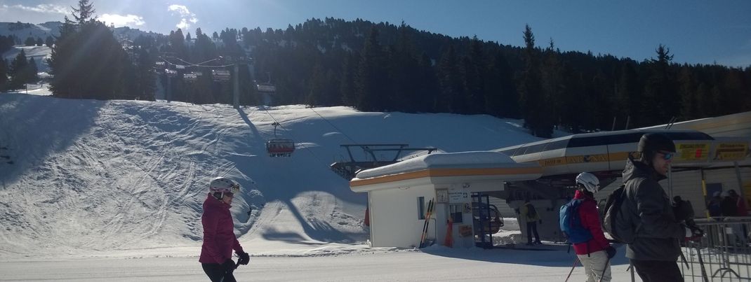 Überwiegend moderne Lifte im Skigebiet: Hier der Karspitz-X-Press