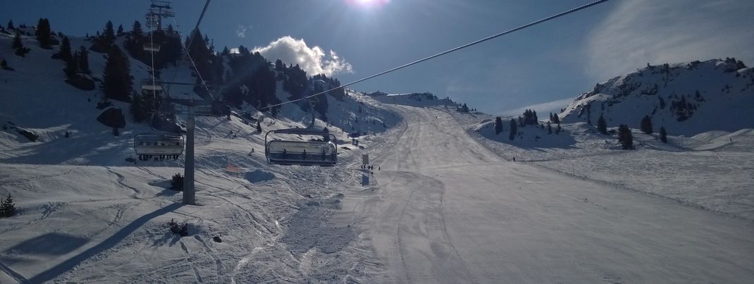 Blick auf die rote Piste Nr. 19 am Hanser-X-Press
