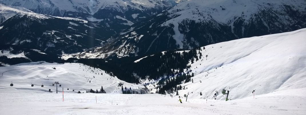 Blick auf die schwarze Piste Nr. 42 am Falschbach Lift