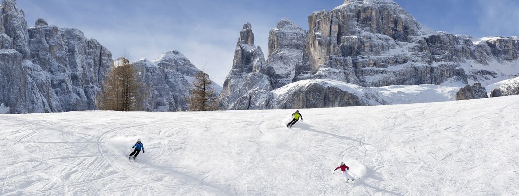 Mit über 50 roten Abfahrtskilometern finden auch Könner in Alta Badia ein großes Pistenangebot.