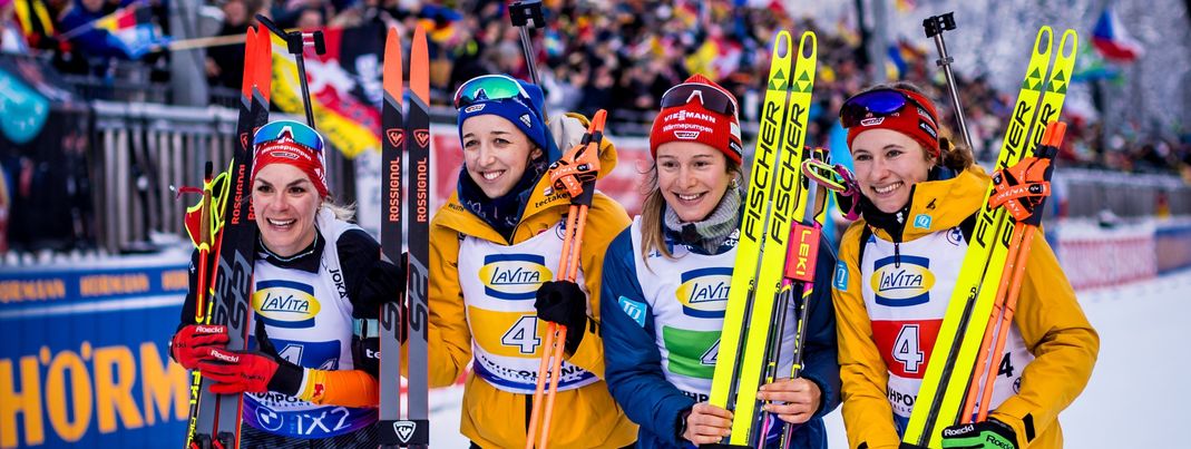 Dritter Platz für die deutsche Frauenstaffel mit Hanna Kebinger, Franziska Preuß, Sophia Schneider und Janina Hettich-Walz.