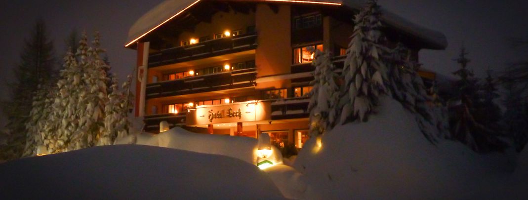 General information about your stay at Hotel Lech & Residenz Chesa Rosa