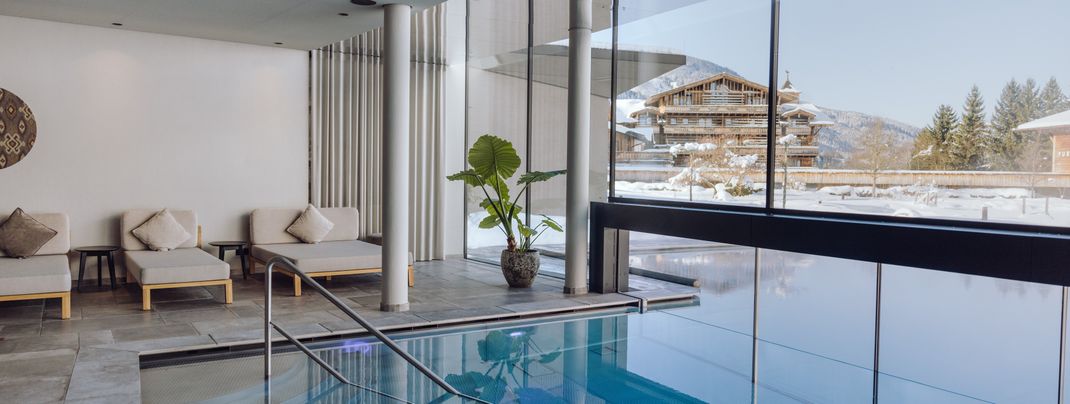 Heaven Spa Infinity Pool