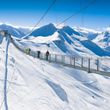 Ein Must-see beim Besuch im Skigebiet: die Hängebrücke am Stubnerkogel.