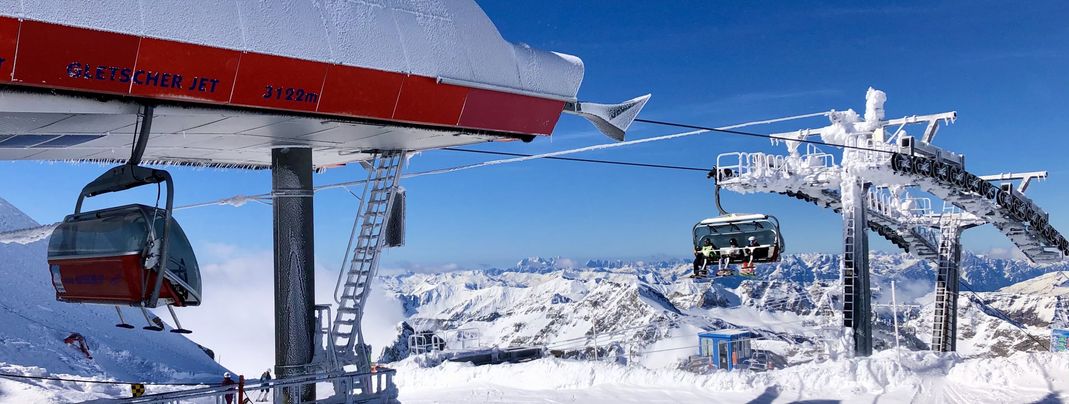Mit dem Gletscher Jet kommst du zum höchsten Punkt im Skigebiet.