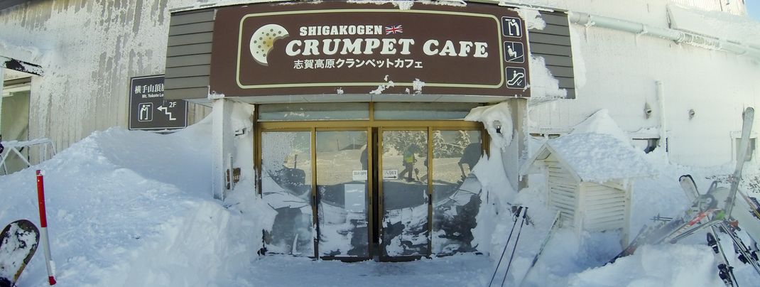 Das Crumpet Café in Yokoteyama