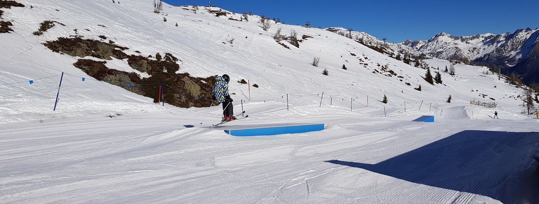 Boxen und Rails sind ebenfalls vorhanden.