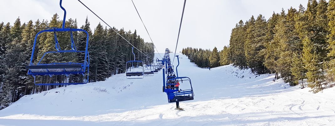Die Liftanlagen im Skigebiet sind bereits in die Jahre gekommen...