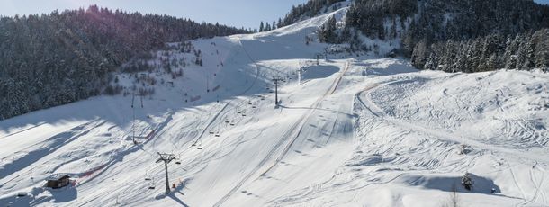Die Abfahrten befinden sich rund um den Sessellift.