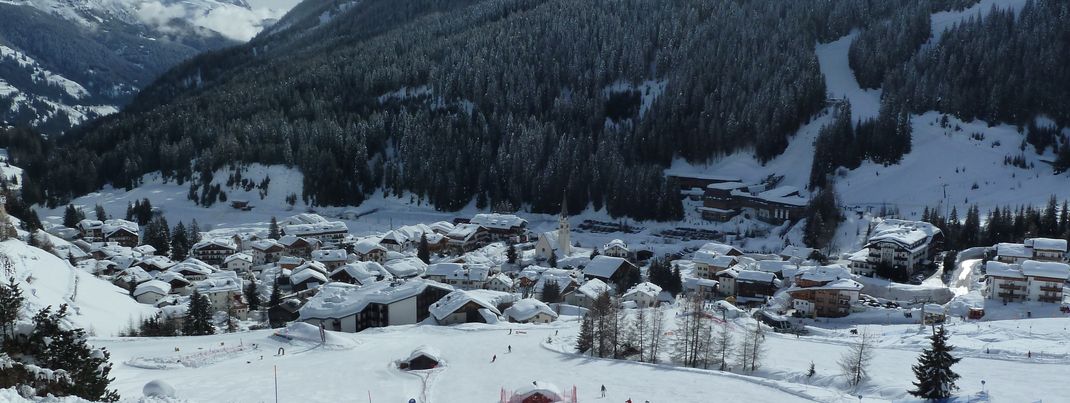 Alta Badia: Vielfältige Abfahrten, atemberaubende Natur & eine Tasse Parampampoli