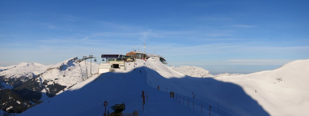 Ausblick auf einen der insgesamt sechs Sessellifte im Skigebiet