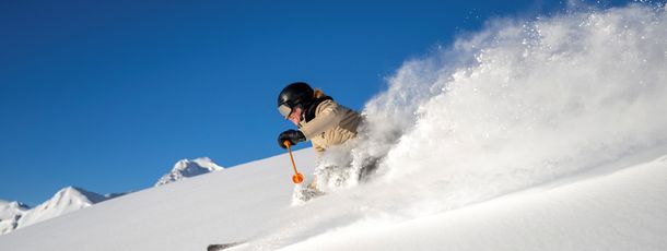 Das Skigebiet Samnaun/Ischgl ist bekannt für seine Schneesicherheit bis weit ins Frühjahr.