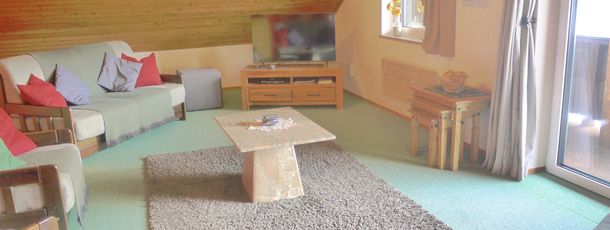 Spacious living room