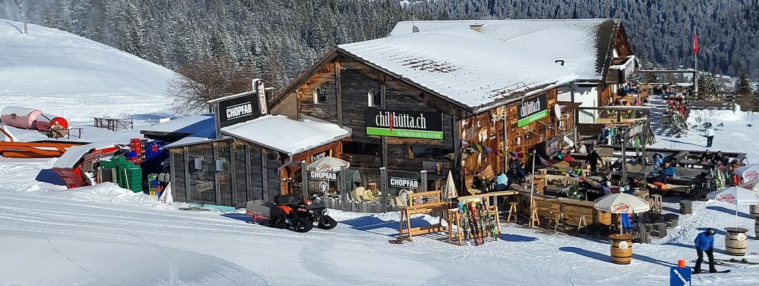 Stilvolle Berghütten warten im Skigebiet