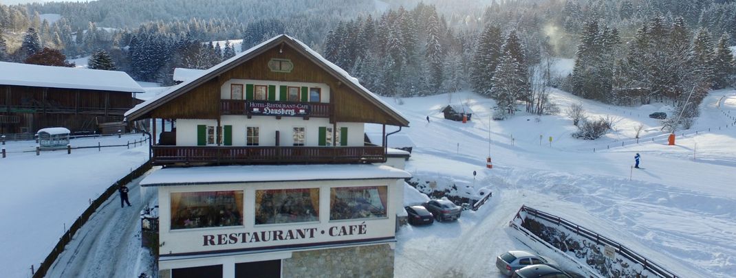 Hotel im Skigelände