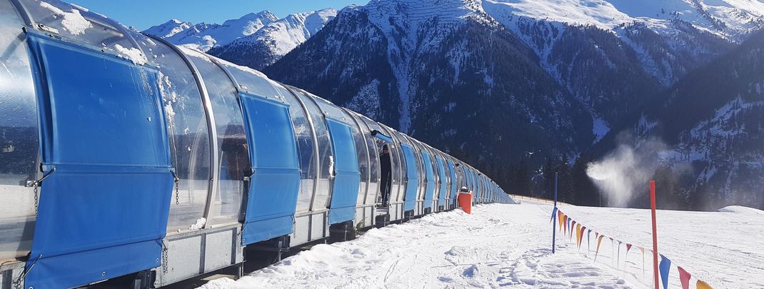 A magic carpet over 200 meters long is waiting.