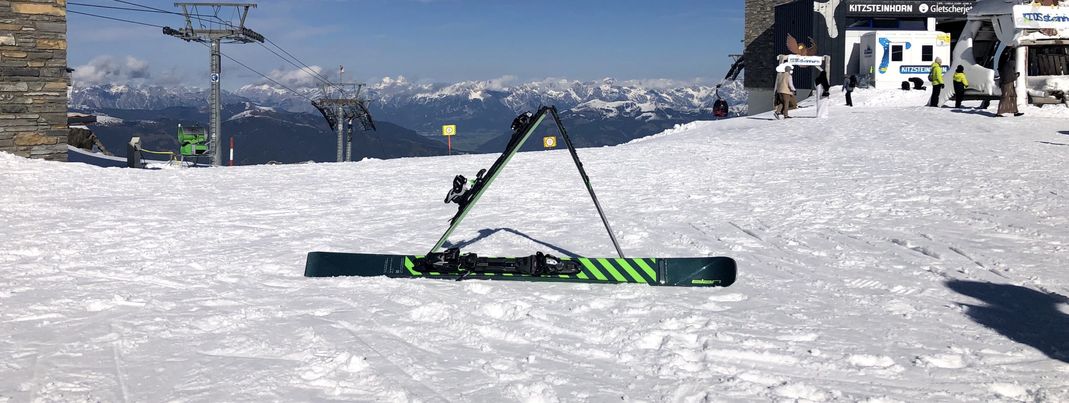 Der Elan Voyager ist der erste faltbare Carvingski.