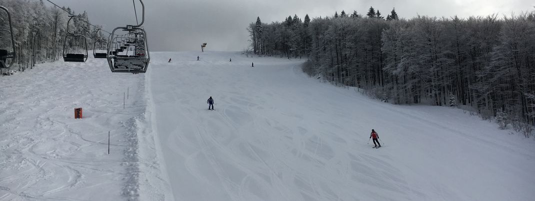 Der Hang bei der Almberg-Sesselbahn ist einer von zwei Pisten, auf denen Könner Ihre Schwünge ziehen