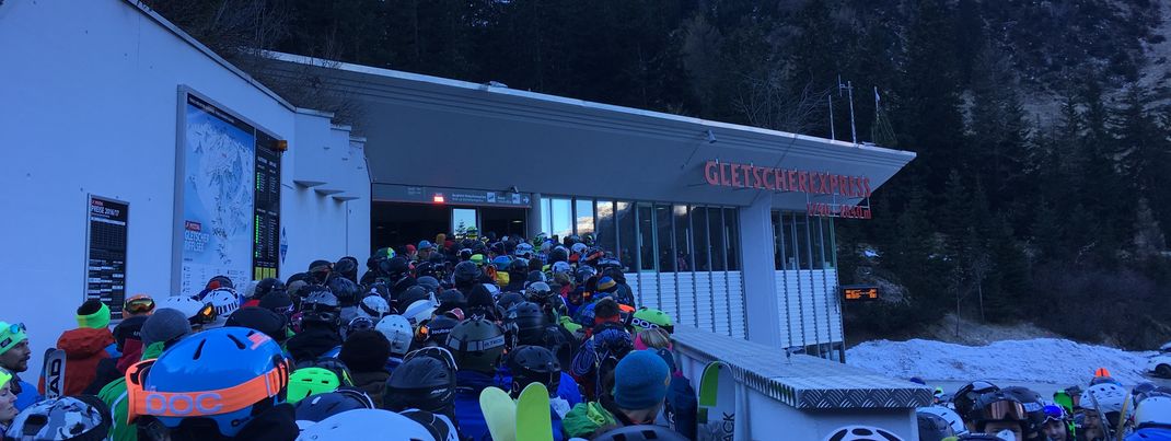 Einziges Manko: Die langen Wartezeiten an der Talstation des Gletscherexpress!