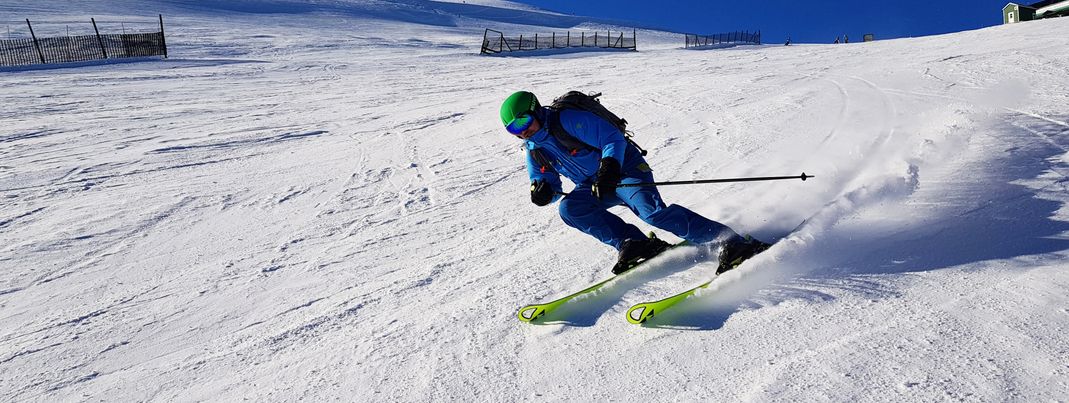 Canadian slopes - perfect for carving!