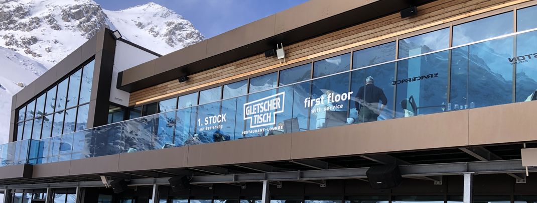 Am Rettenbachgletscher hast du die Wahl zwischen SB- und Bedienrestaurant.