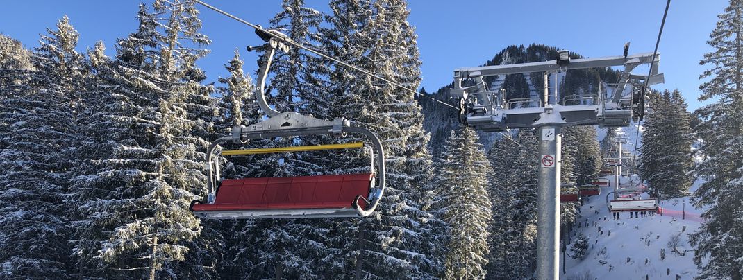The Egghof Sun Jet is a child-safe chairlift.