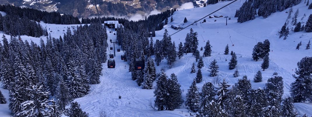 Modern lifts take you to the slopes.