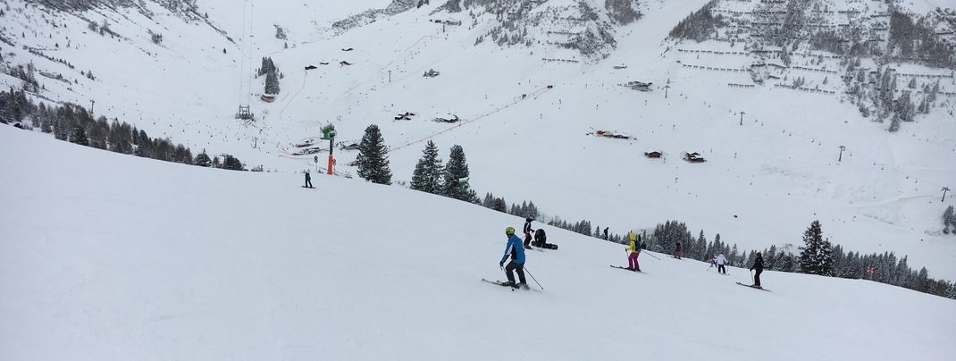 Grau in grau: Teilweise sehr schwierig waren die Sichtverhältnisse am Samstag in Mayrhofen.