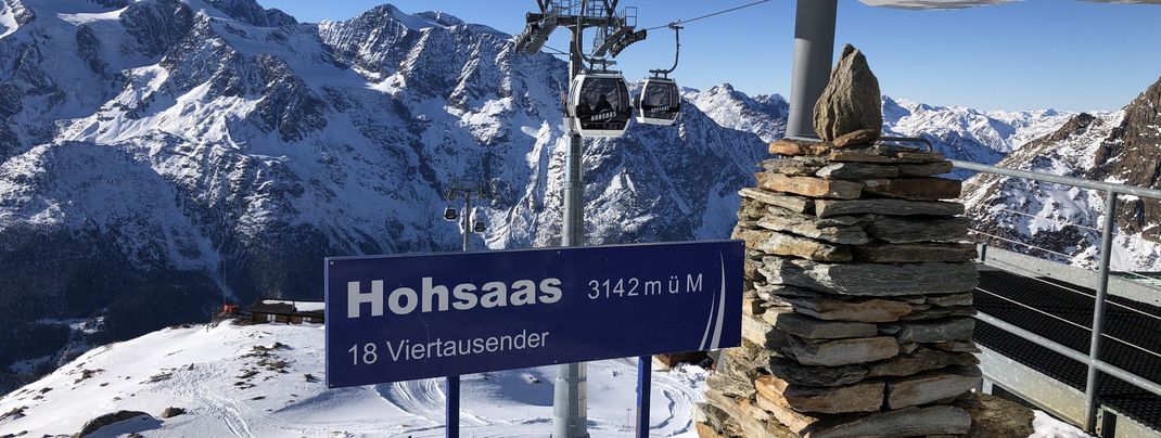 Die roten Pisten befinden sich im oberen Teil des Skigebiets.