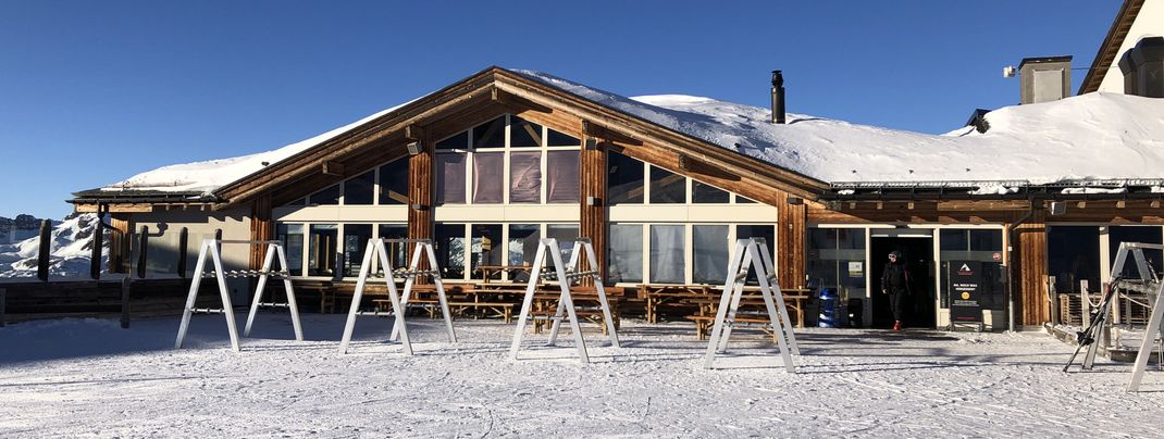 Restaurant an der Mittelstation Murtèl