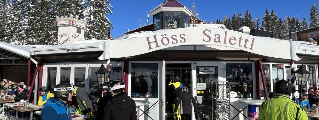 Das Höss Salettl ist ein Bedienrestaurant.